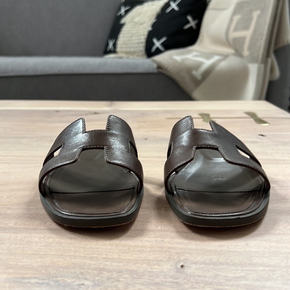 Hermes Oran Sandal, Etoupe in Swift Leather, Size 36. - Picture 6 of 10